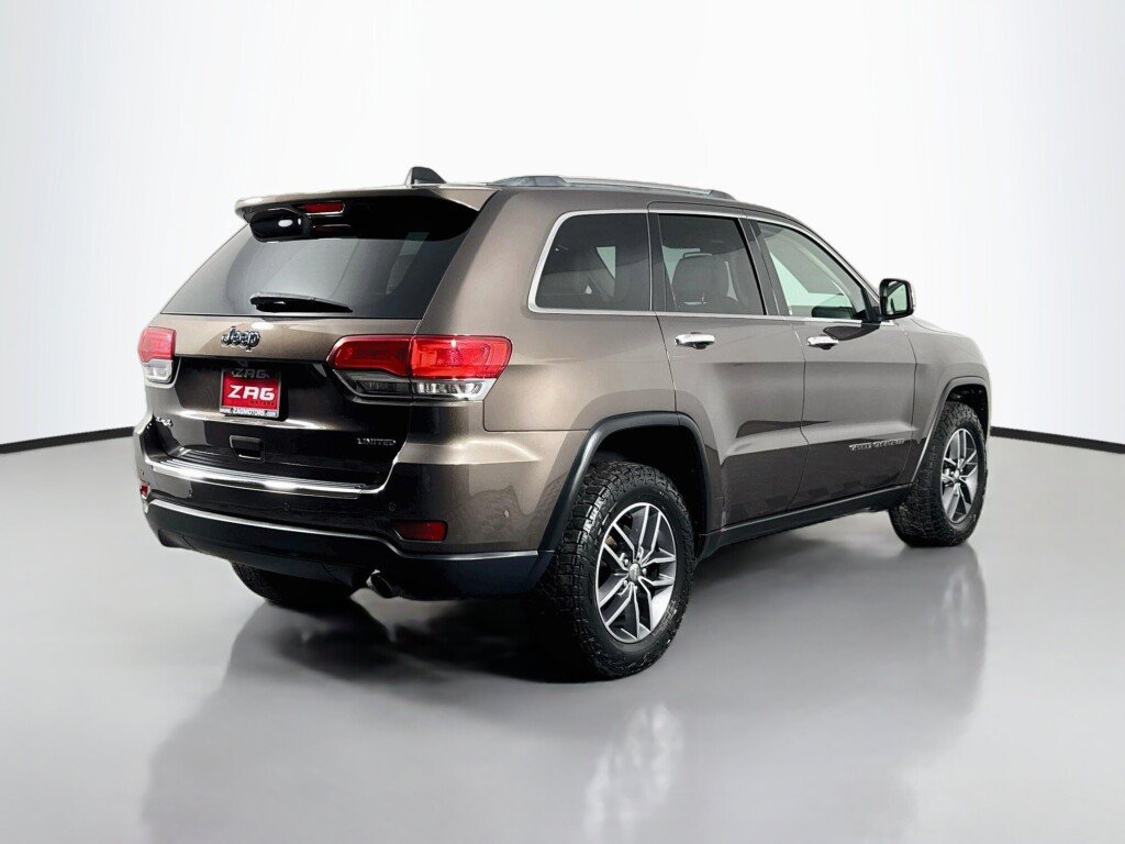 Used 2018 Jeep Grand Cherokee Limited AWD/4WD image 5