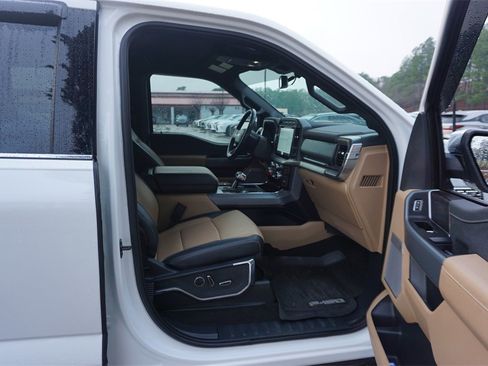 Used 2023 Ford F150 Lariat w/ Equipment Group 502A High image 17