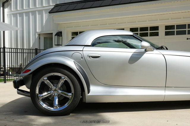 Used 2002 Chrysler Prowler RWD image 8