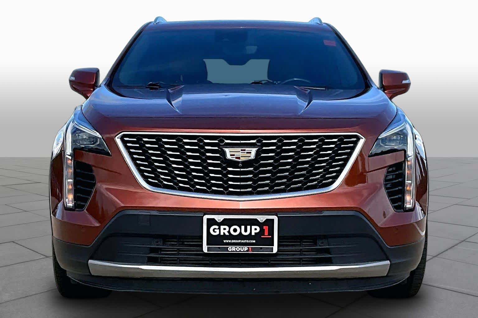 Used 2019 Cadillac XT4 Premium Luxury w/ Enhanced Visibility Package FWD image 4