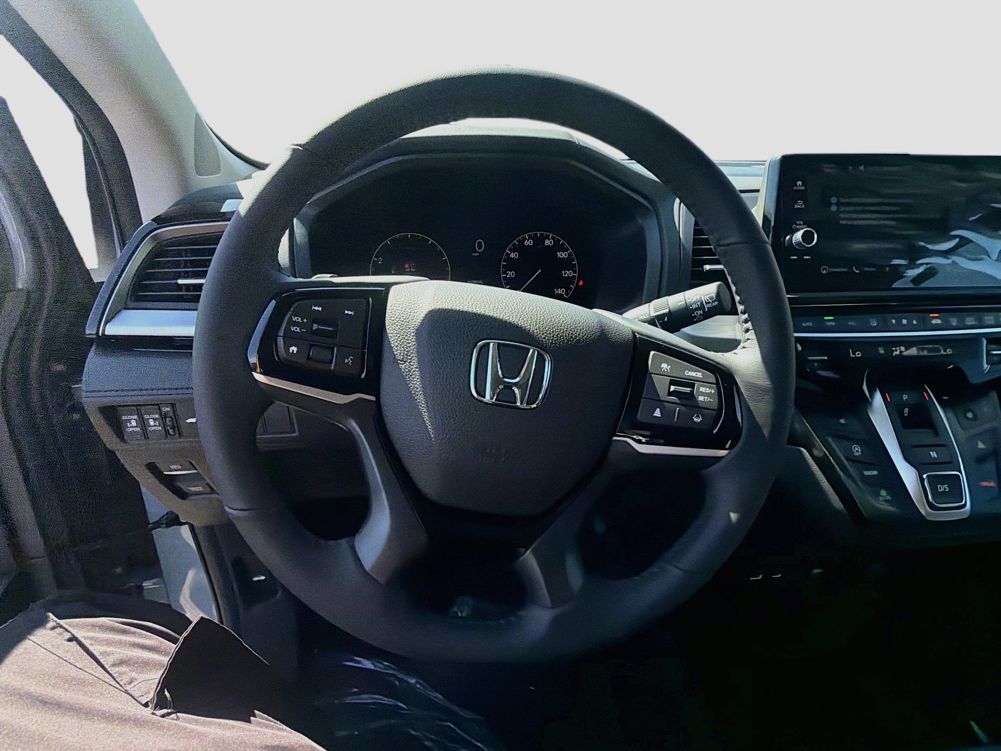 New 2027 Honda Odyssey Touring image 10