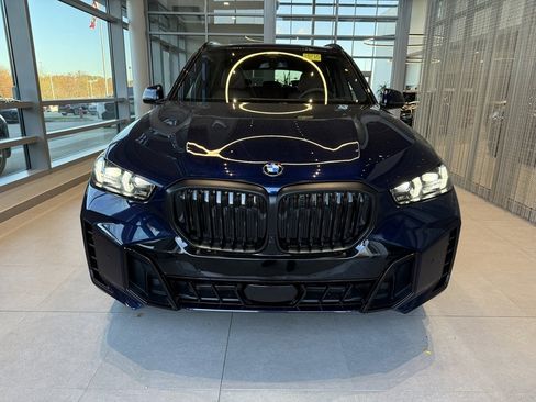 New 2026 BMW X5 xDrive40i w/ M Sport Package image 2