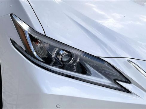 New 2025 Lexus ES 350 w/ Premium Package image 20