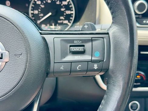 Used 2021 Nissan Rogue SV w/ Premium Package AWD/4WD image 18