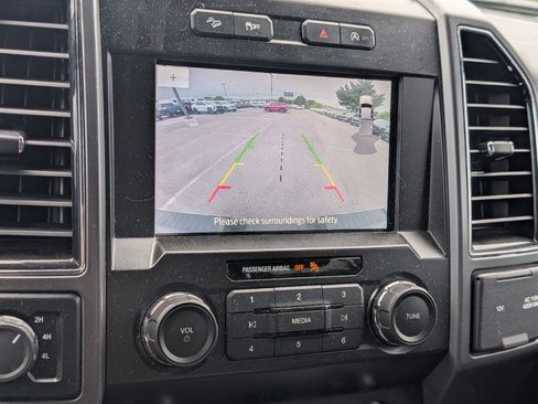 Used 2019 Ford F150 XLT w/ Equipment Group 302A Luxury AWD/4WD image 11