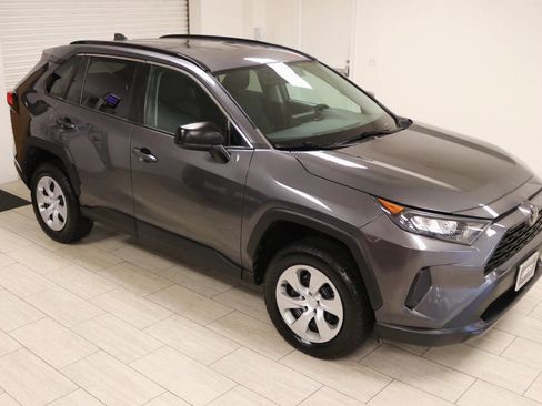 Used 2021 Toyota RAV4 LE image 83