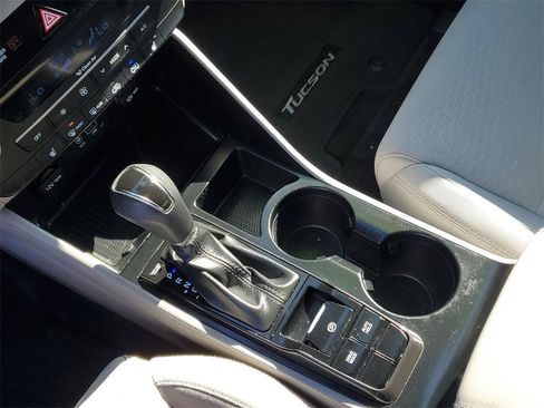 Used 2020 Hyundai Tucson SEL w/ Cargo Package image 38