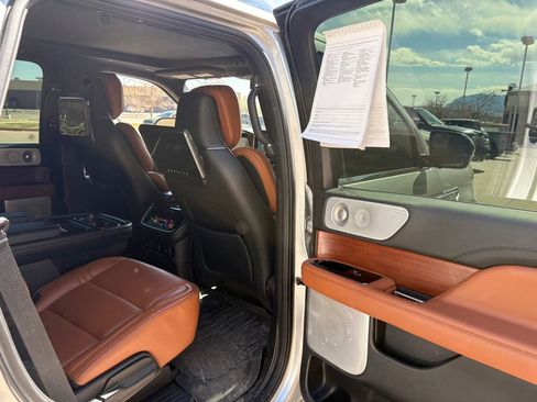 Used 2019 Lincoln Navigator Reserve w/ Cargo Package image 28