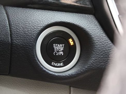 Used 2015 Chrysler 200 C w/ Navigation & Sound Group I FWD image 13