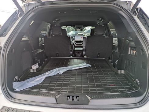 Used 2025 Ford Explorer ST RWD image 26