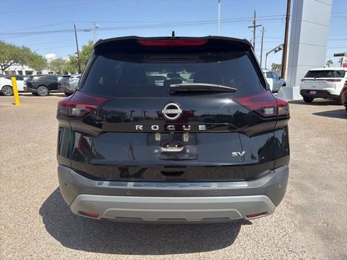 Certified 2023 Nissan Rogue SV w/ SV Premium Package image 4