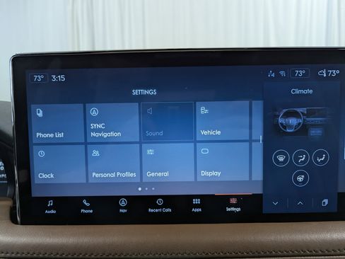 Used 2022 Lincoln Nautilus Reserve w/ Equipment Group 201A image 26