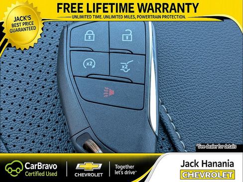 Certified 2026 Chevrolet Traverse High Country FWD image 33