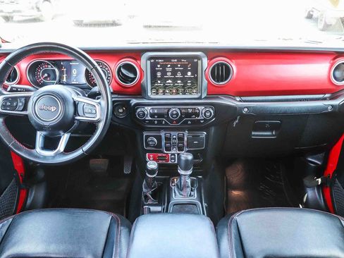 Used 2022 Jeep Gladiator Rubicon AWD/4WD image 15