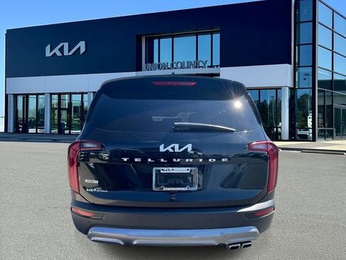 Used 2022 Kia Telluride SX AWD/4WD image 5