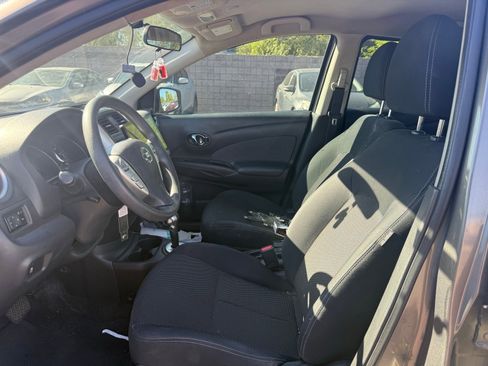 Used 2016 Nissan Versa SV image 12