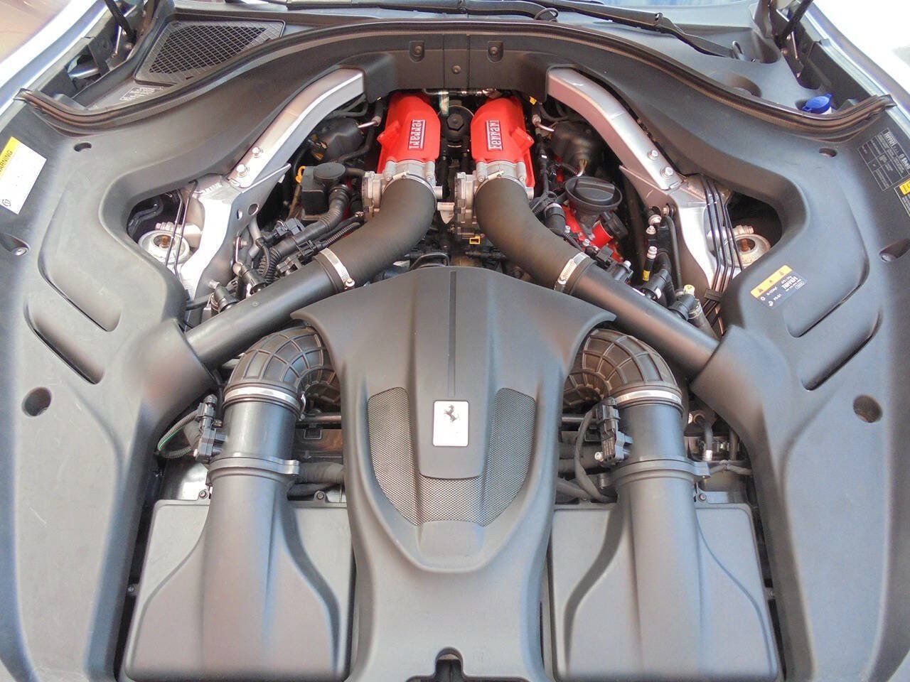 Used 2021 Ferrari Roma RWD image 29