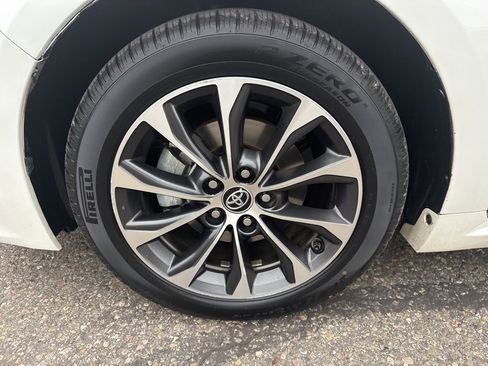 Used 2016 Toyota Avalon XLE image 14