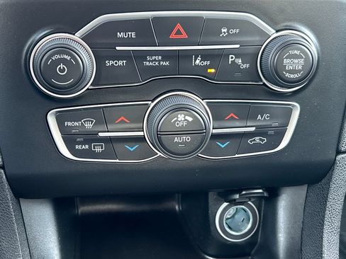 Used 2023 Dodge Charger R/T w/ Harman/Kardon Audio Group RWD image 15