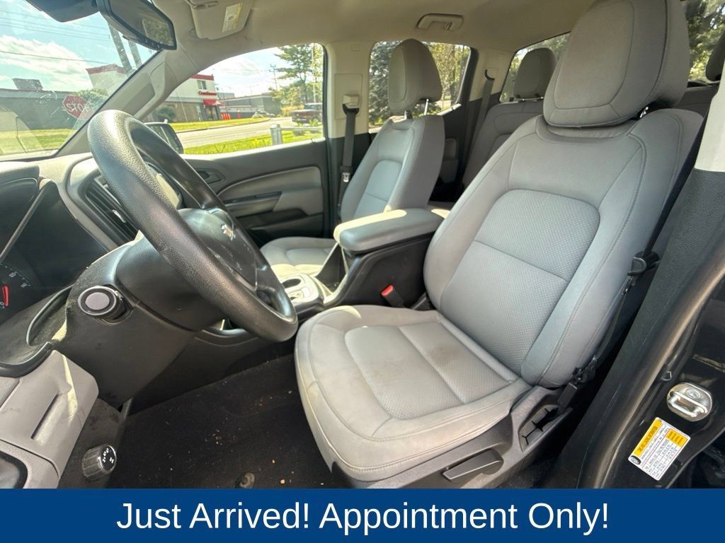 Used 2019 Chevrolet Colorado W/T w/ WT Convenience Package AWD/4WD image 9