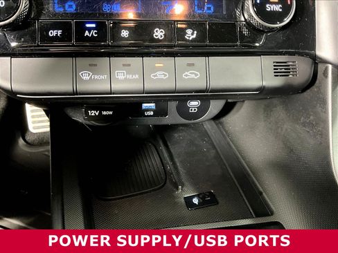 Used 2025 Hyundai Elantra Sport FWD image 14
