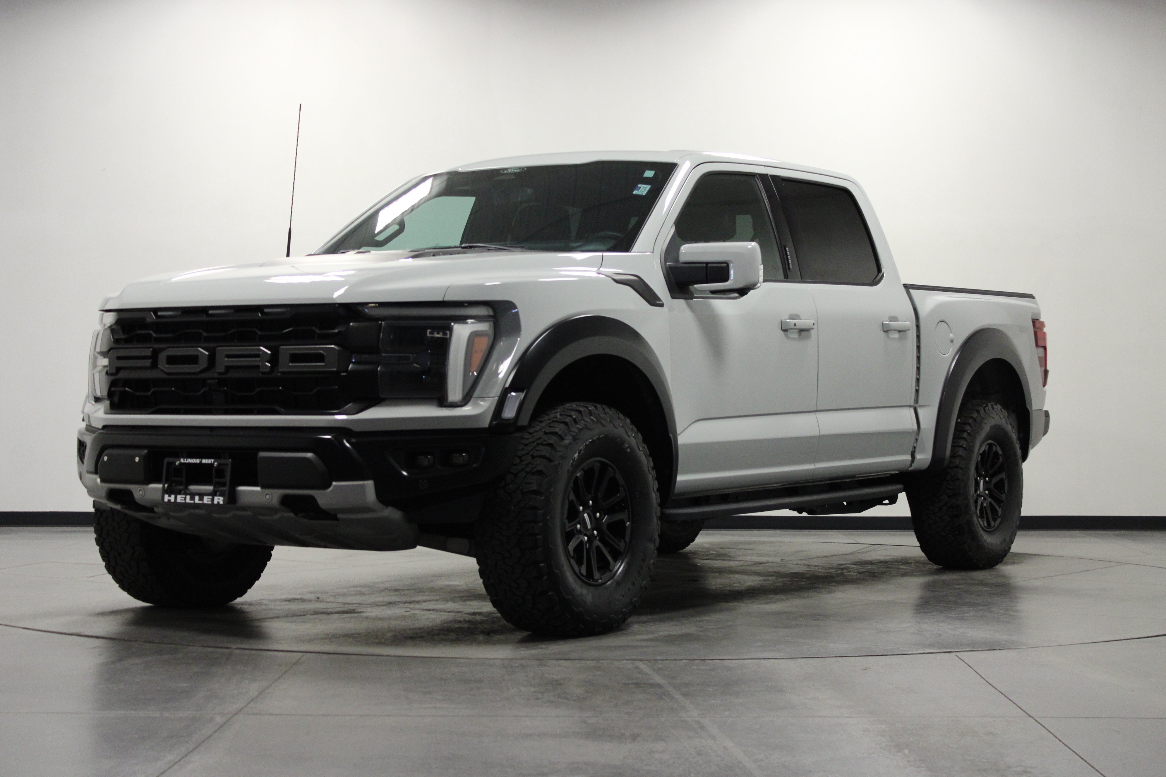 Used 2024 Ford F150 Raptor AWD/4WD image 8