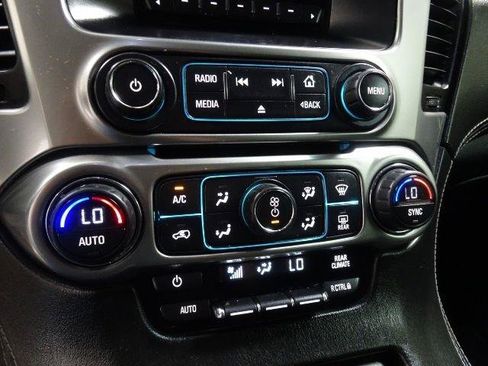 Used 2015 Chevrolet Tahoe LS AWD/4WD image 29