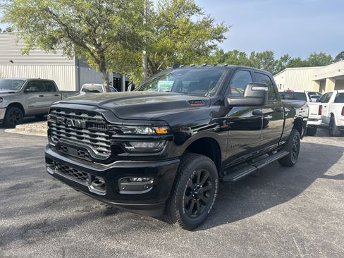 New 2026 RAM 3500 Big Horn AWD/4WD image 3