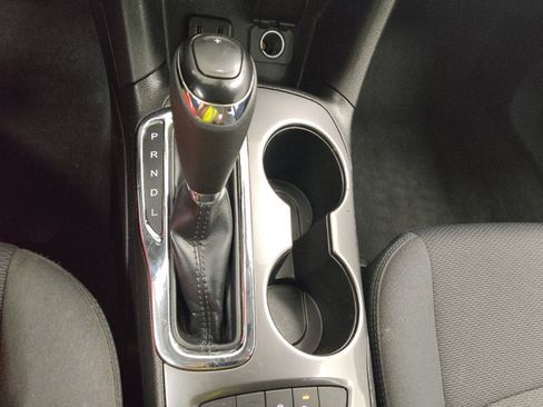 Used 2019 Chevrolet Cruze LT w/ Convenience Package FWD image 26