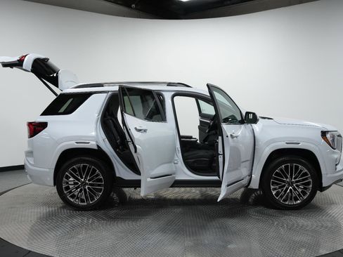 New 2026 GMC Terrain Denali image 10