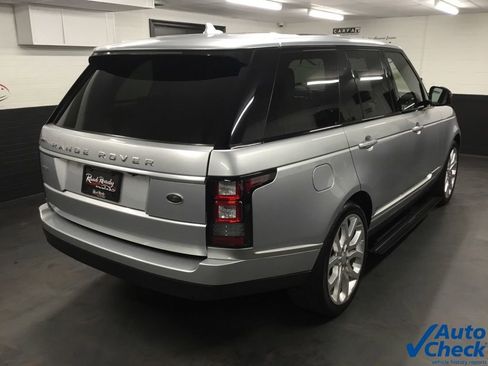 Used 2016 Land Rover Range Rover HSE image 11