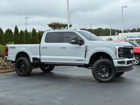 Used 2026 Ford F250 Platinum AWD/4WD image 40