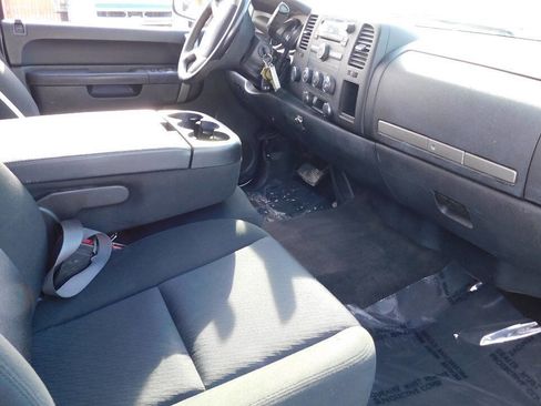 Used 2011 Chevrolet Silverado 2500 LT image 39