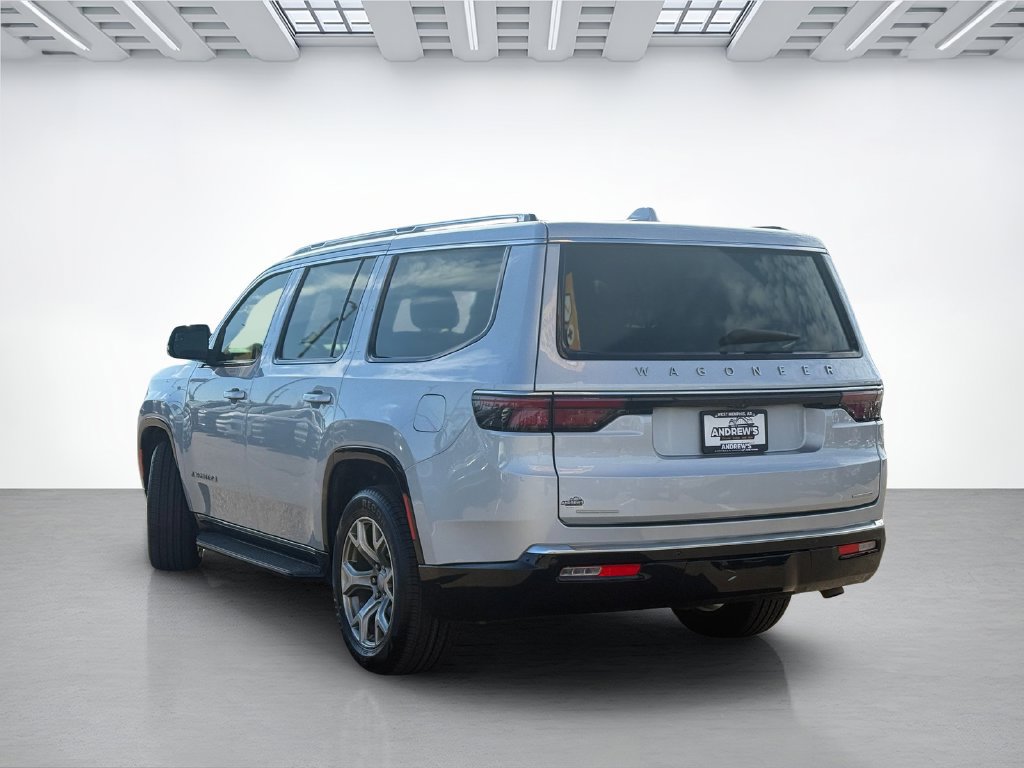 Used 2022 Jeep Wagoneer Series II w/ Flexible Seating Group AWD/4WD image 7