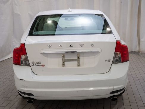 Used 2011 Volvo S40 T5 image 4