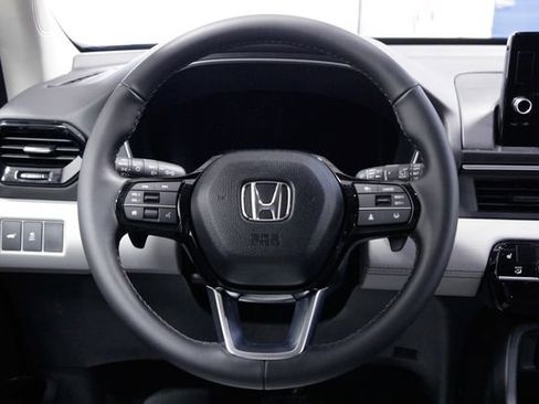 Certified 2025 Honda Pilot EX-L image 17