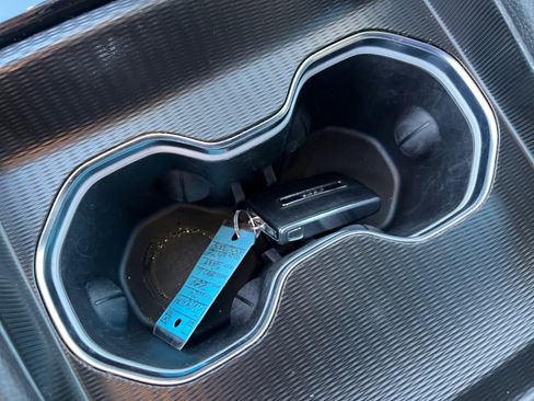 Used 2024 Jeep Grand Cherokee Altitude image 32