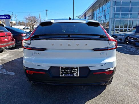 Certified 2023 Volvo C40 P8 Recharge Plus w/ Climate Package image 5