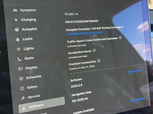 Used 2021 Tesla Model Y AWD image 32