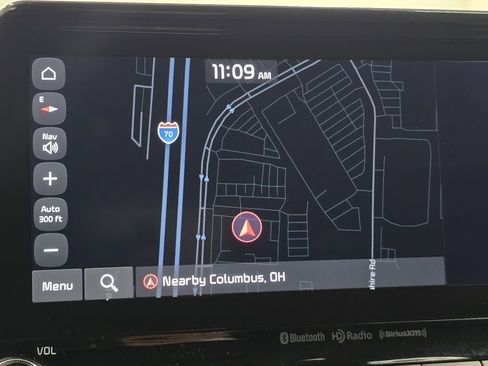 Used 2023 Kia Seltos S w/ Navigation Package image 3