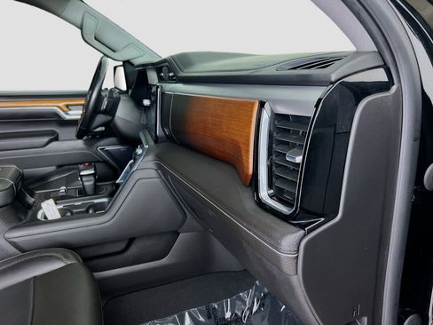Used 2022 GMC Sierra 1500 Denali w/ Technology Package RWD image 29
