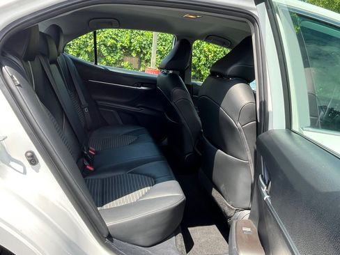 Used 2023 Toyota Camry SE FWD image 16