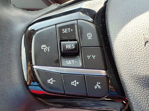 Used 2023 Ford Escape Platinum AWD/4WD image 22