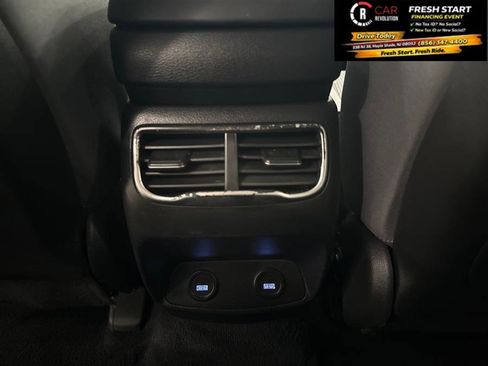 Used 2023 Hyundai Santa Fe SEL image 62