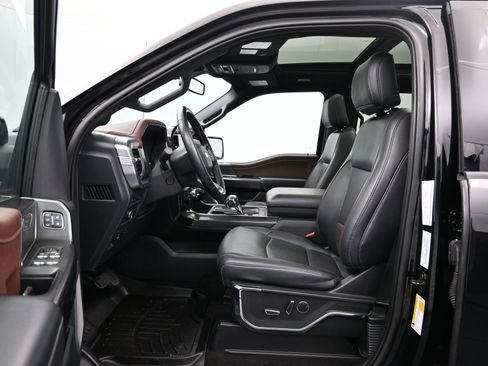 Used 2021 Ford F150 Lariat w/ Equipment Group 502A High image 9