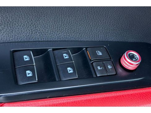 Used 2019 Toyota Camry XSE FWD image 12