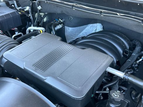 Used 2025 Chevrolet Silverado 2500 Custom w/ Custom Value Package AWD/4WD image 31