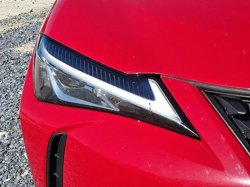 Used 2019 Lexus UX 250h w/ Premium Package AWD/4WD image 11