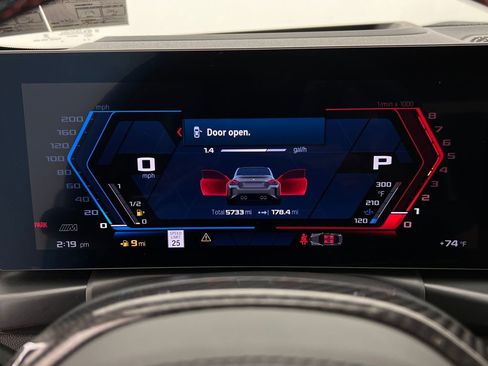 Used 2025 BMW M2 w/ Lighting Package image 19