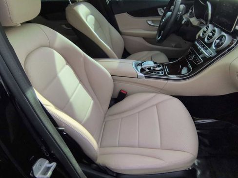 Used 2015 Mercedes-Benz C 300 4MATIC Sedan image 21